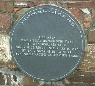 Plaque on left hand side of Allix's Shipyard